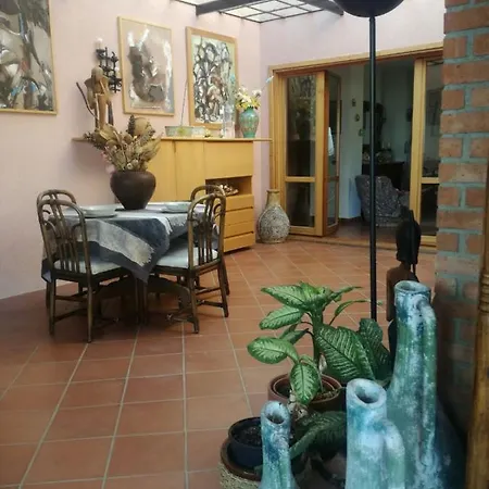 Grande Bed & Breakfast *